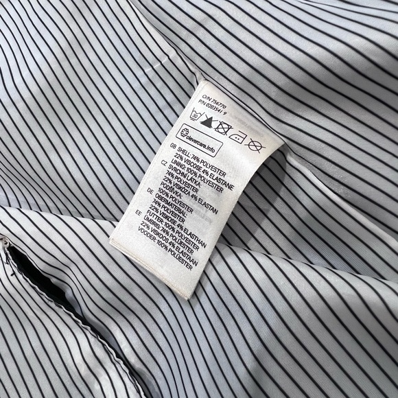 Classic tapered black blazer H&M size 8 - Picture 6 of 9